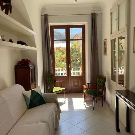 Matteo House Nel Cuore Di Sorrento Kültér fotó